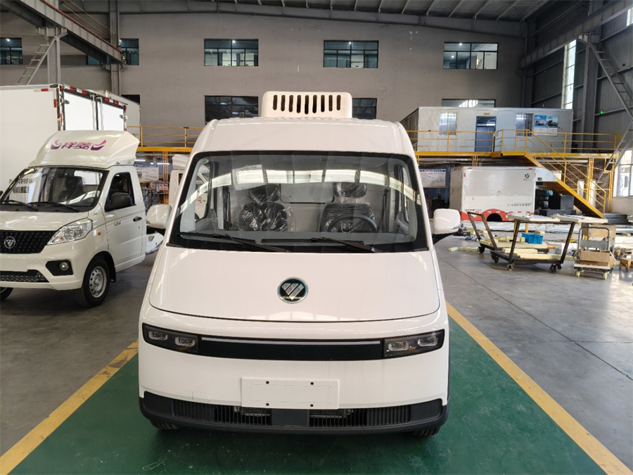 L(fng)i9Դ܇(ch)-L(fng)i9늄(dng)܇(ch)